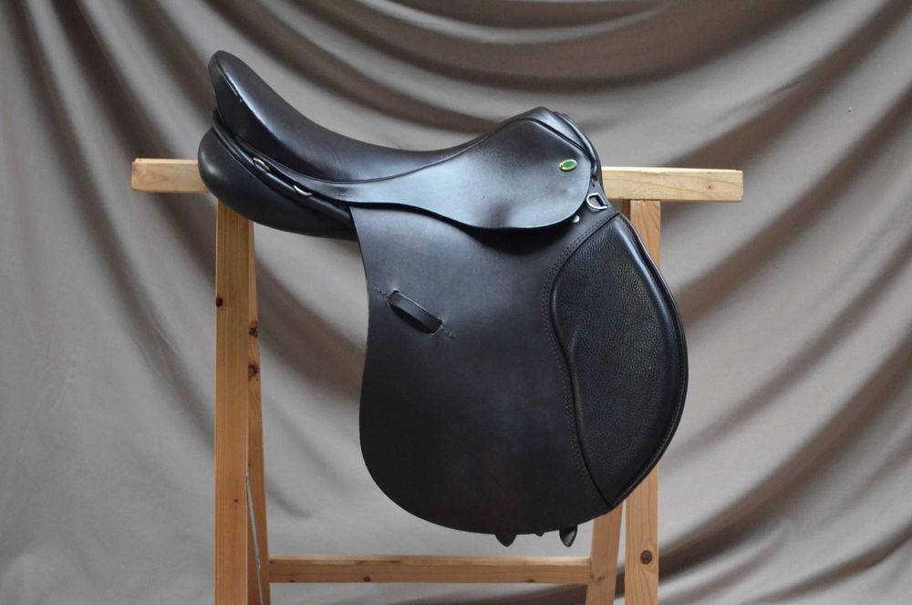 Silhouette Event brązowe siodło wszechstronne / wkkw 17,5" M