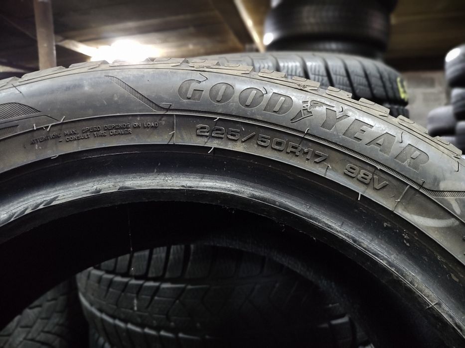 Резина 225 50 r17 Good year utra grip колеса зима Gtyres