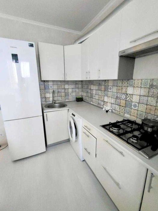 Продаж 1-кімнатна квартира новобудова