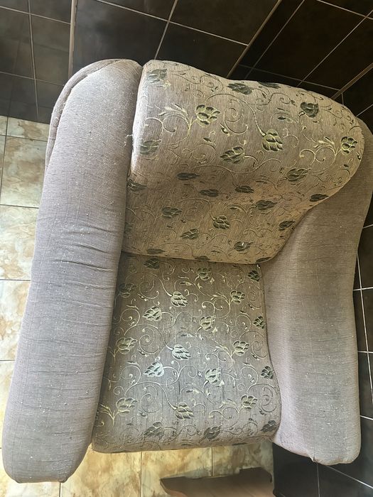 Диван одномісний