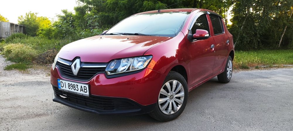 Оренда, для роботи в таксі та інше, автомобіля Renault Sandero 2