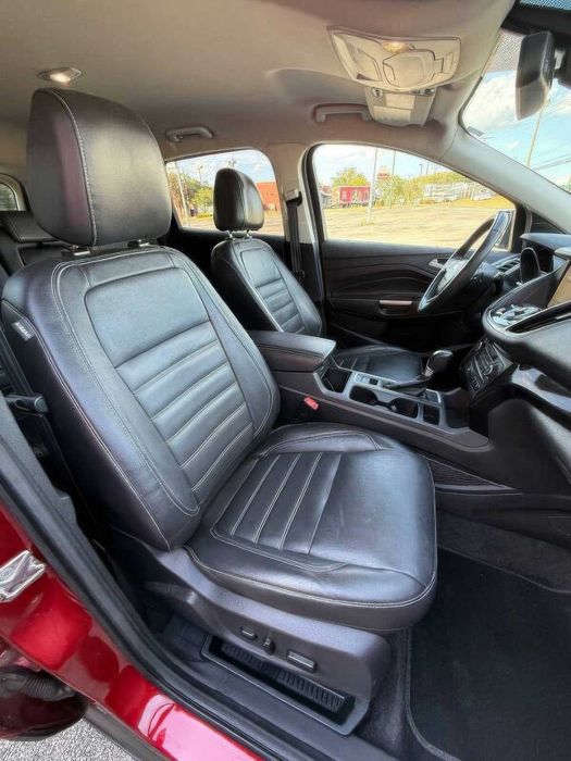 Ford Escape      2017