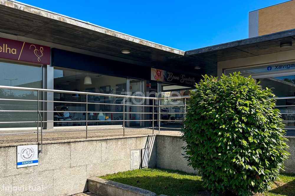 Loja, armazém, aparcamento, Rua S. Gens, Sra Hora, Matosinhos