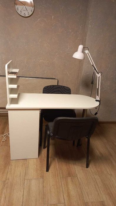 Здам в оренду місце перукаря, майстра манікюра