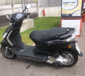 Vende-se Moto Piaggio Fly 125 - Excelente Estado