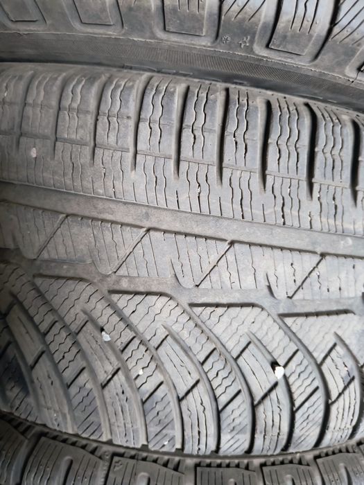 Michelin pilot Alpine 235/55r17