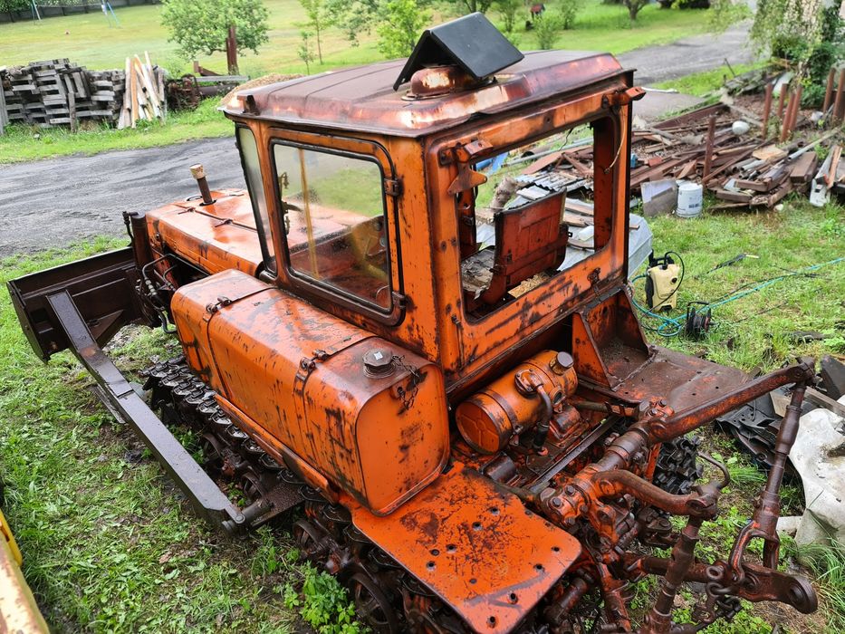 DT-75, spychacz, Równiarka,  ciągnik gąsienicowy, PODNOŚNIK!!!