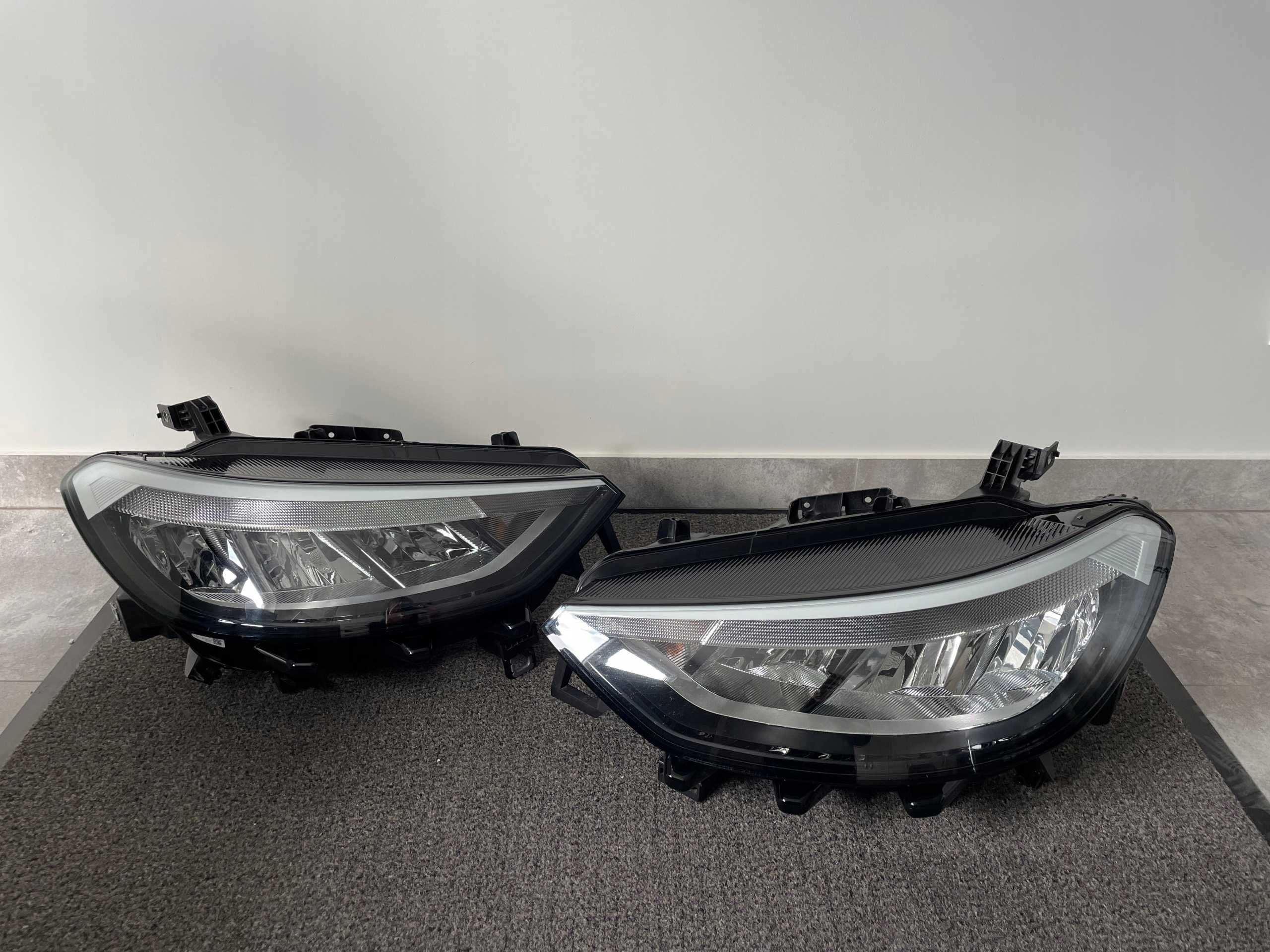 Volkswagen ID3 Фары фонари Європа USA
