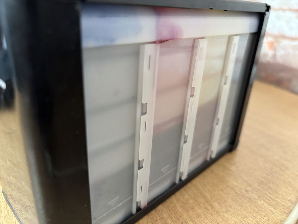 Принтер Epson L132, малый пробег, заводской СНПЧ, +3 банки чернил