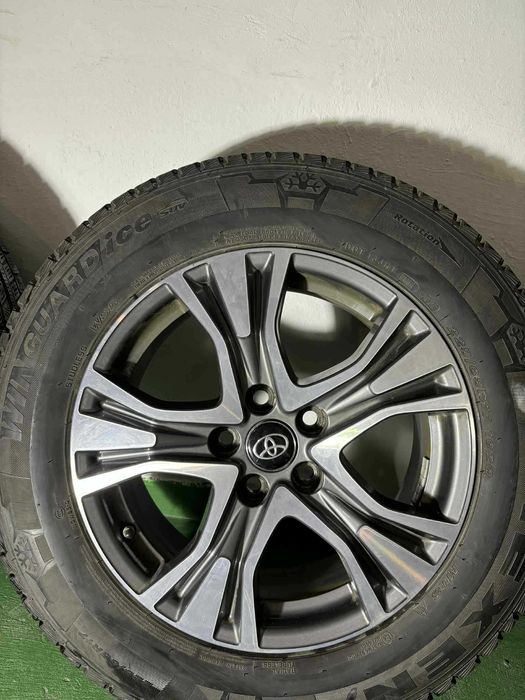 Komplet kół zimowych do Toyota RAV4 225/65 r 17