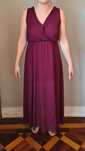 Vestido comprido bordô