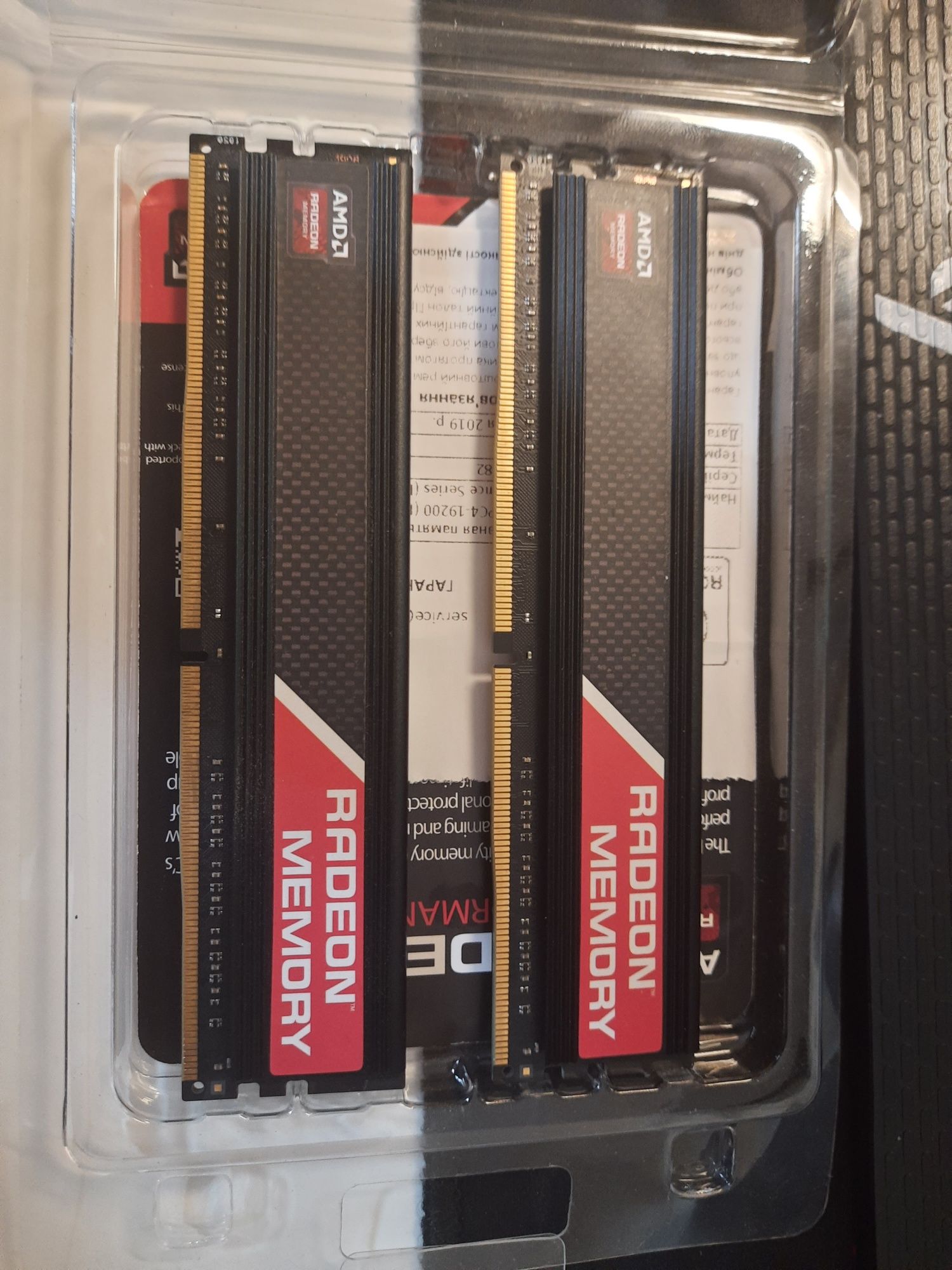 RAM DDR4 8gb 2x4 2400MHz Radeon R7 оперативная память