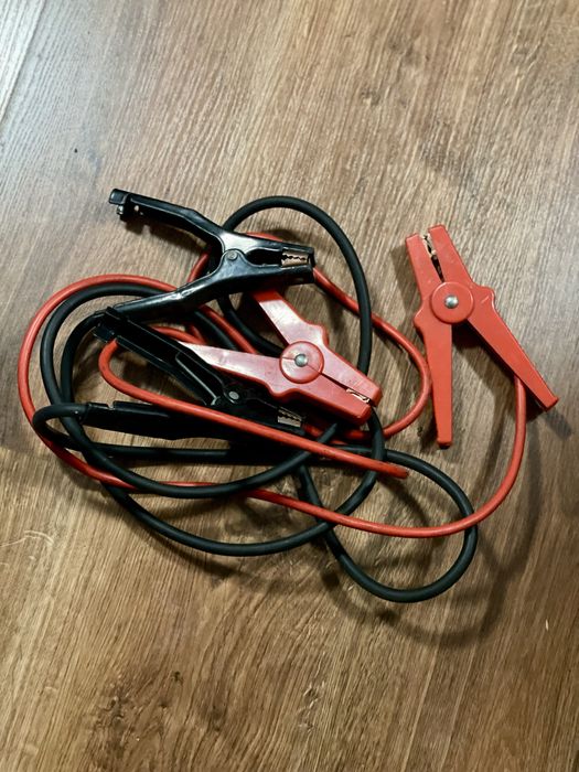Przewody kable rozdruchowe do odpalania samochodu