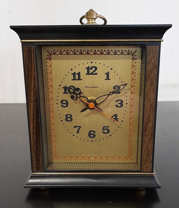 Камінний годинник Янтар