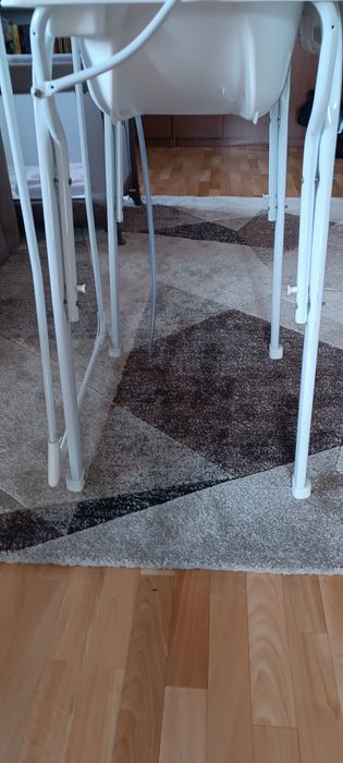 Rozkładany, wygodny przewijak z wanienką