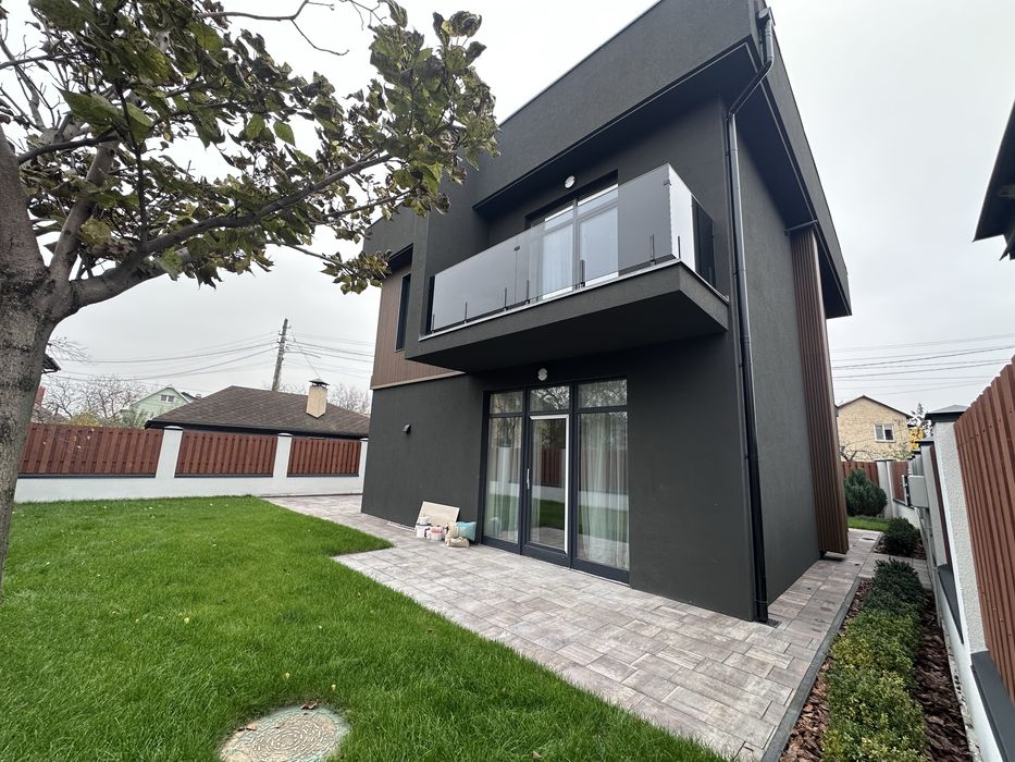 Дом с ремонтом метро Дарницкий Славутич Киев застройщик без %