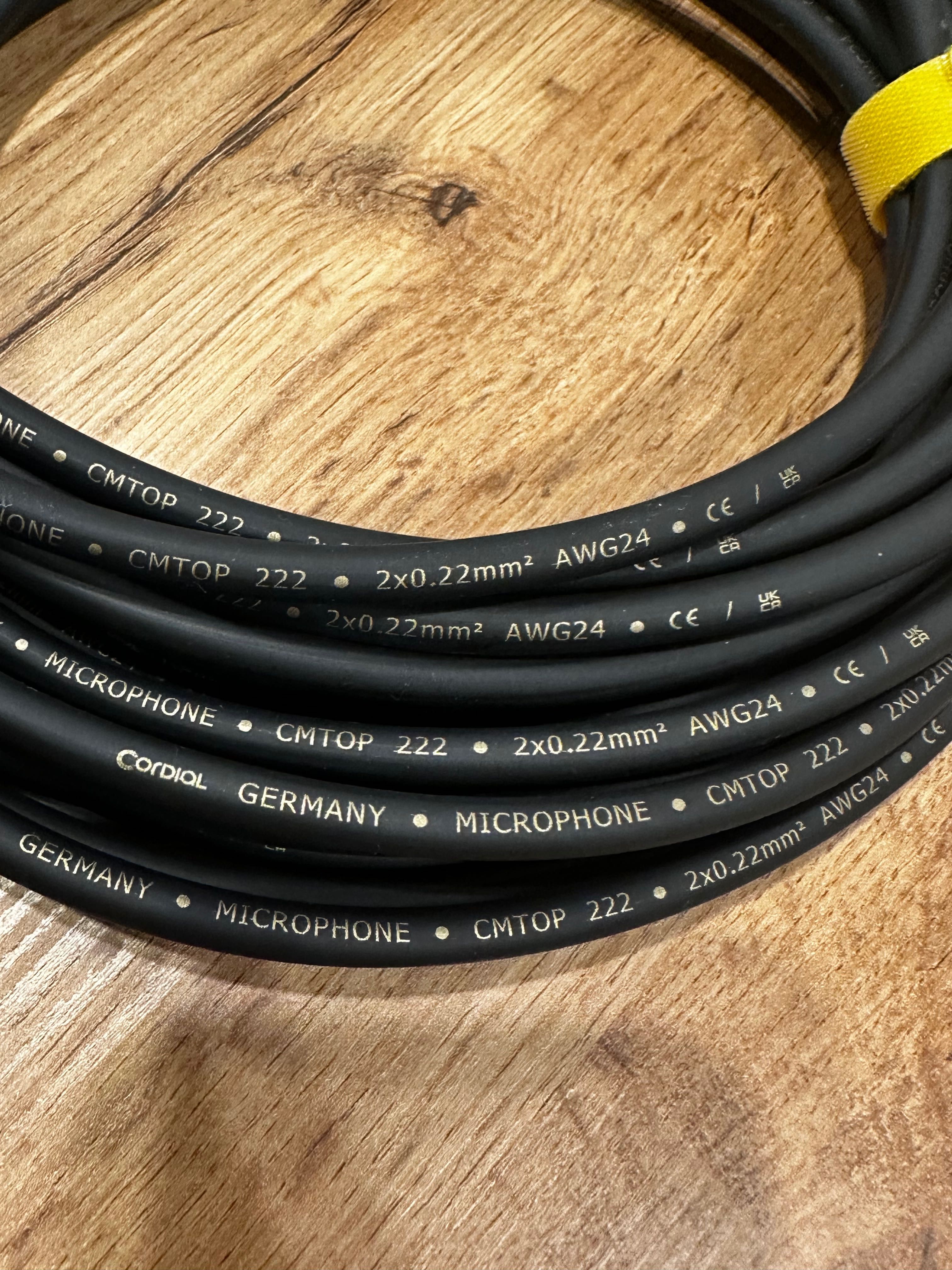 Kabel mikrofonowy -  8 metr, Cordial CMTOP 222 dwie sztuk Neutrik XLR