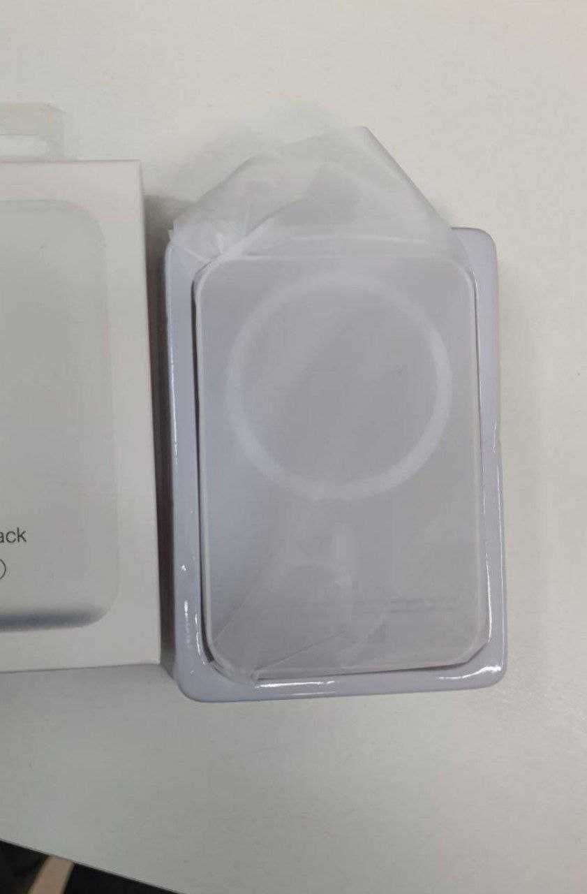 Бездротовий Battery Pack 10000 mAh Павербанк PowerBank аккумулятор