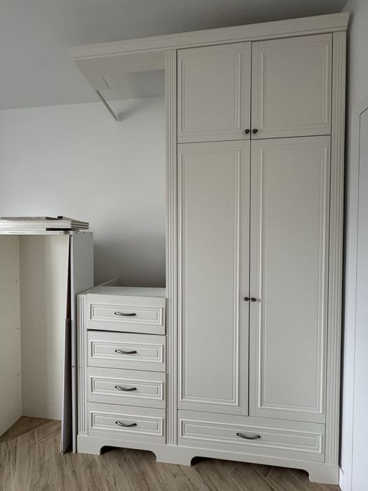 Szafa lakierowana Bellamy 160 x 260 Ines elegant white
