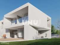 Moradia T4 - Em Construção