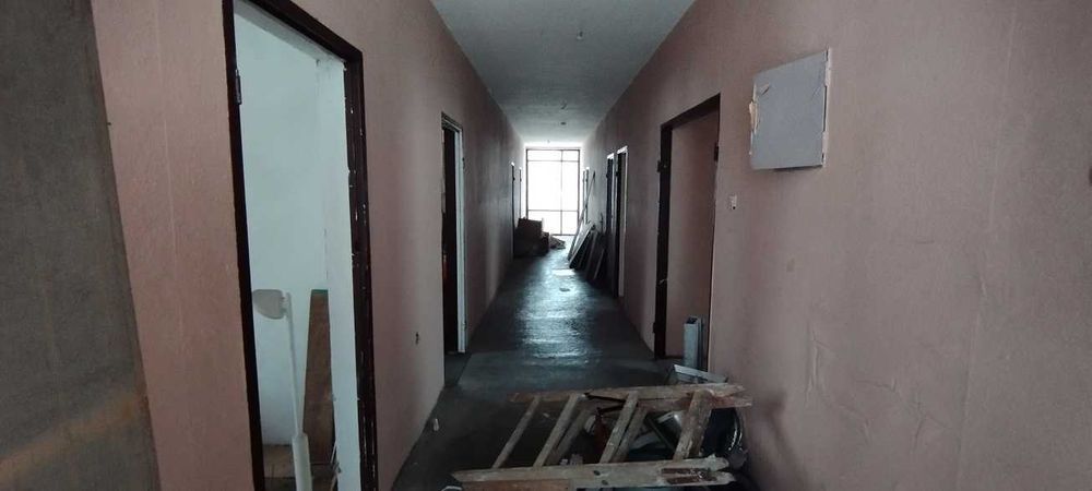 Sprzedam działkę inwestycyjną z biurowcem i halą produkcyjną