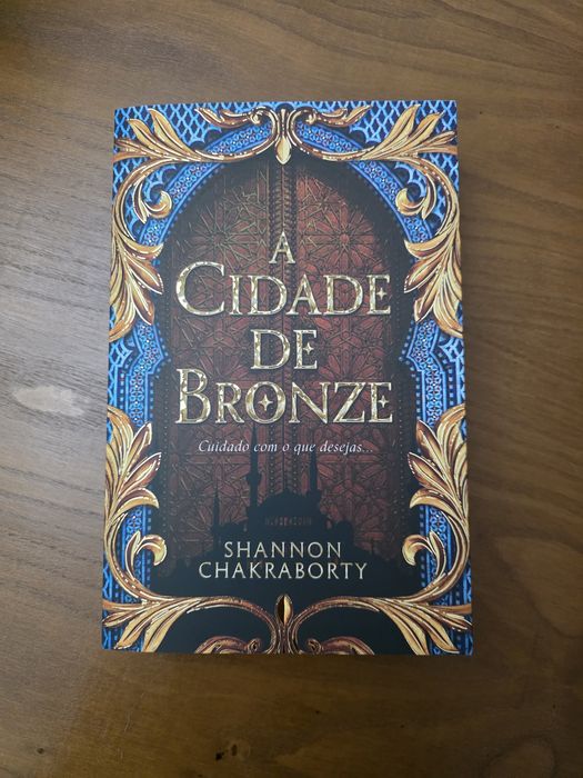 Livro A Cidade de Bronze de Shannon Chakraborty