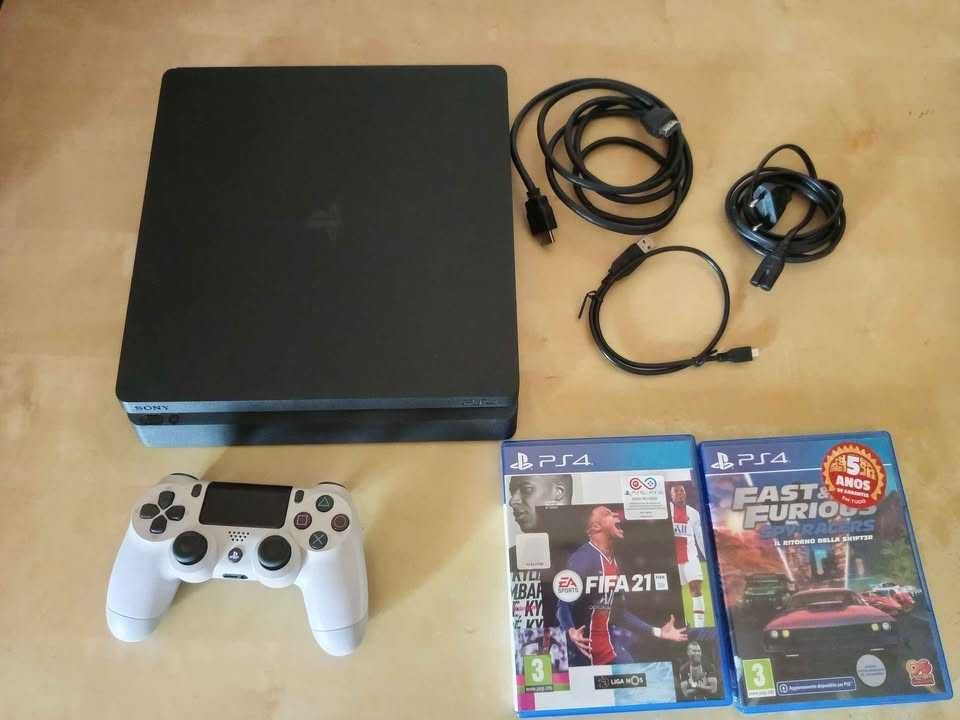 Consola Playstation 4 Slim Como Nova Com 2 Jogos e Comando Sony
