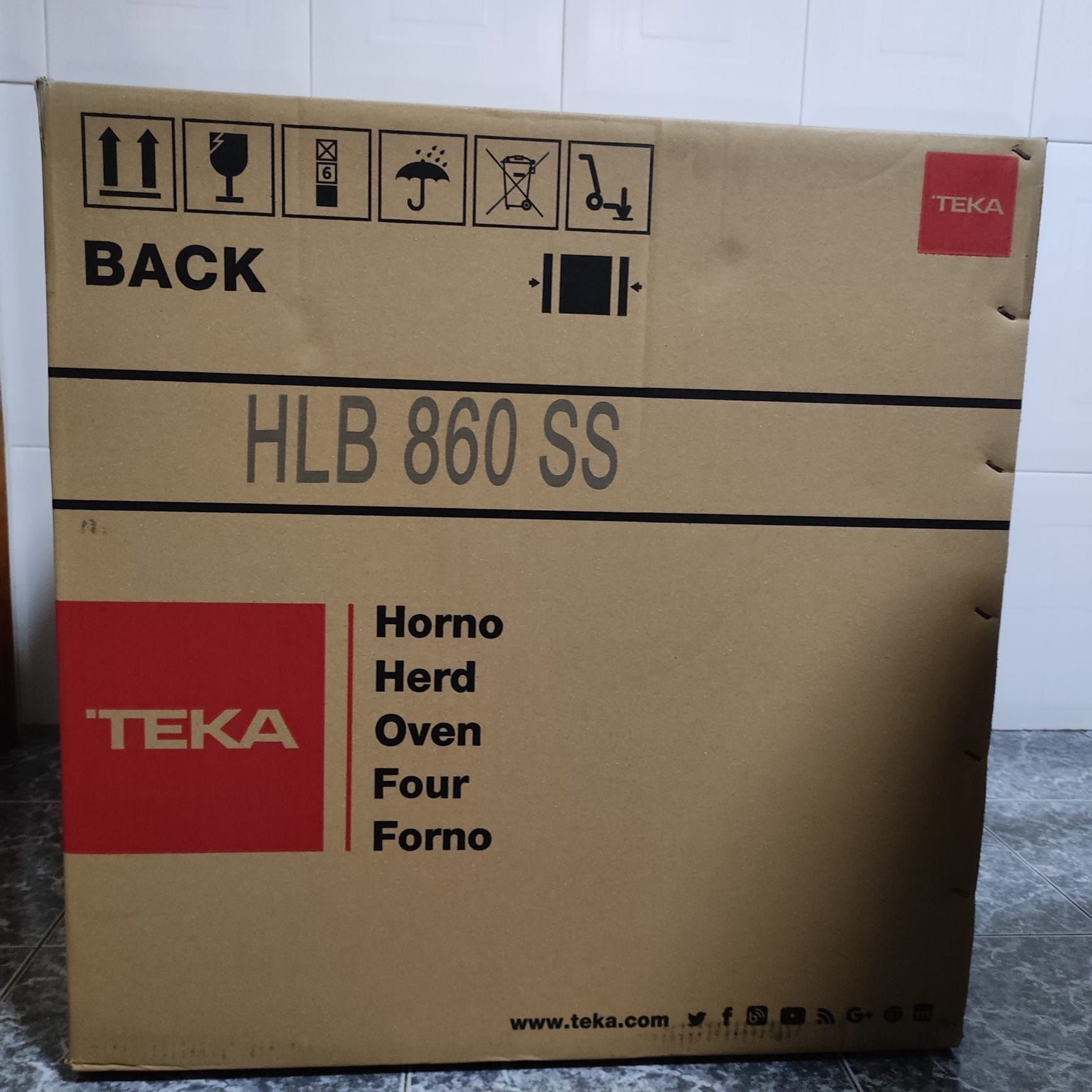 [NOVO] Forno TEKA HLB 860 (70 L - 59.5 cm - Hidrolítico - Inox)