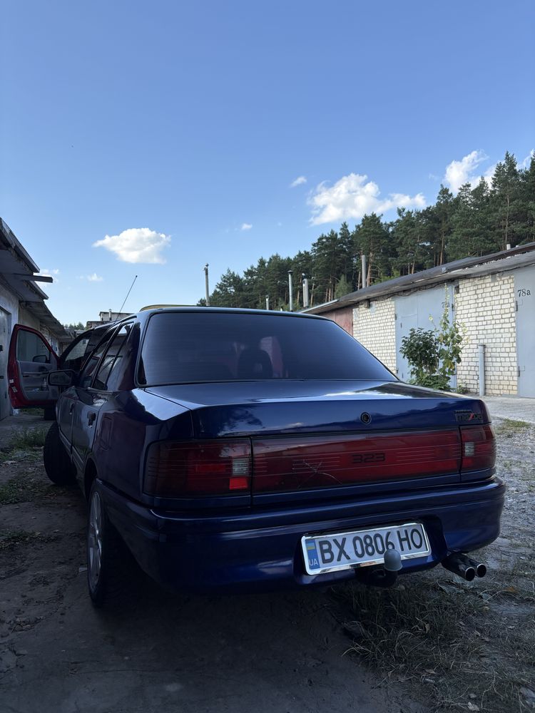Продам Mazda 323bg