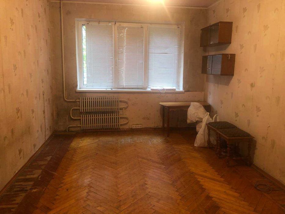 Продам кімнату у 2-х кімнатній квартирі на Салтівці...