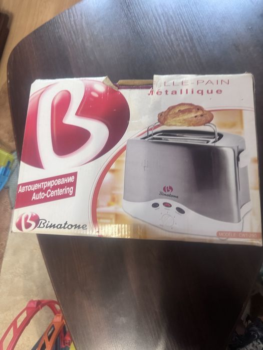 Тостер Binatone