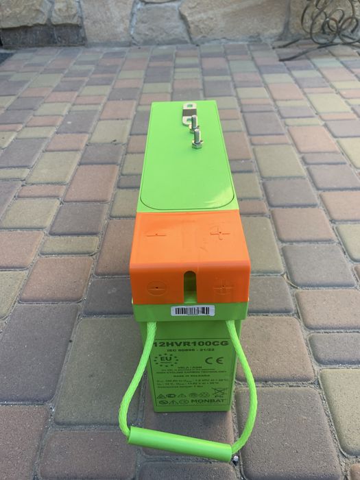 Аккумуляторы гелевые  монбат ,monbat 12 v 200,100 ah gel Болгария