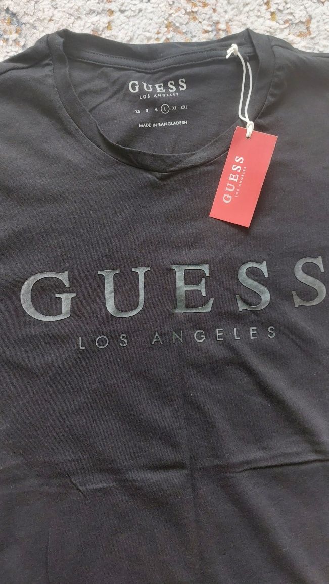 Camisola Marca Guess  Nova