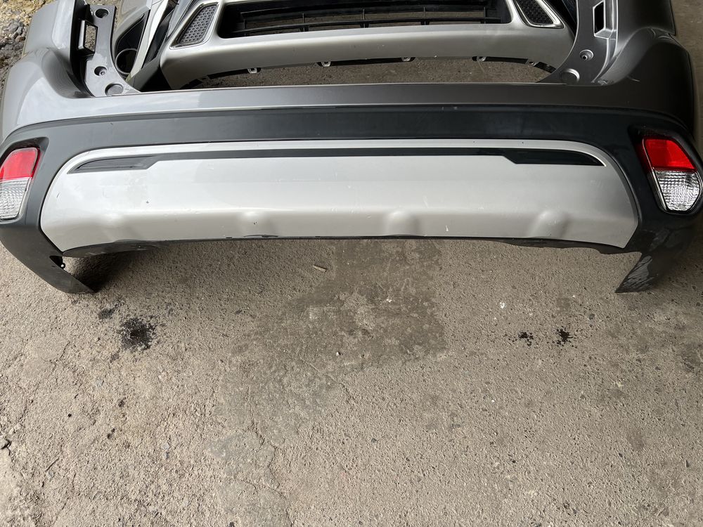 Бампер задній Mitsubishi Outlander 3