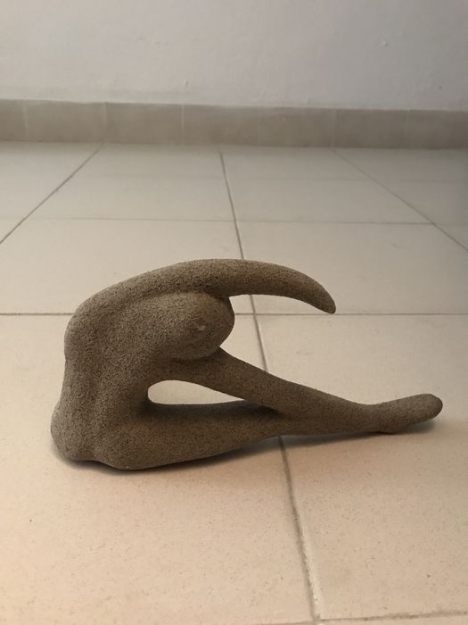 Peça decorativa boneca sentada