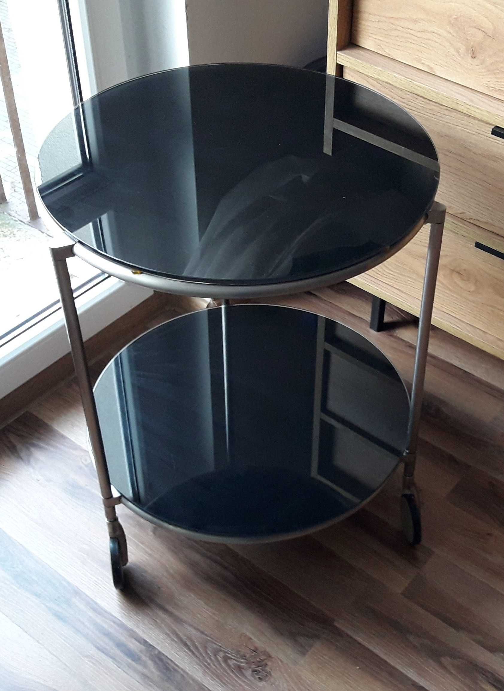 Stolik kawowy na kółkach Ikea Strind w stylu Bauhaus design