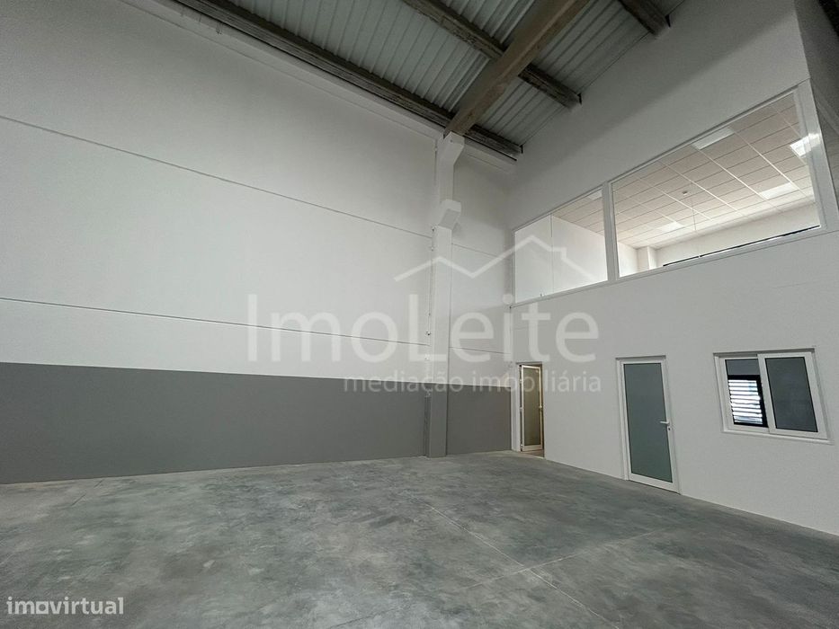 Armazém Póvoa de Varzim NOVO 450m2