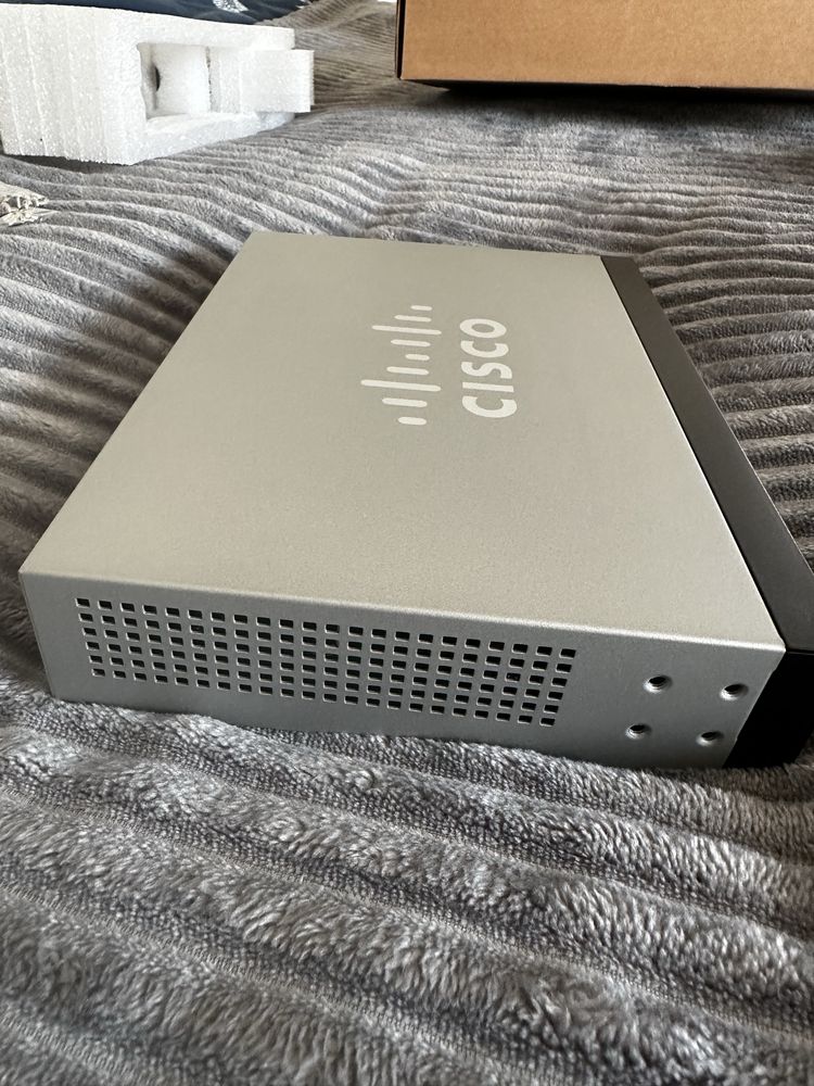 Router szerokopasmowy CISCO RV325