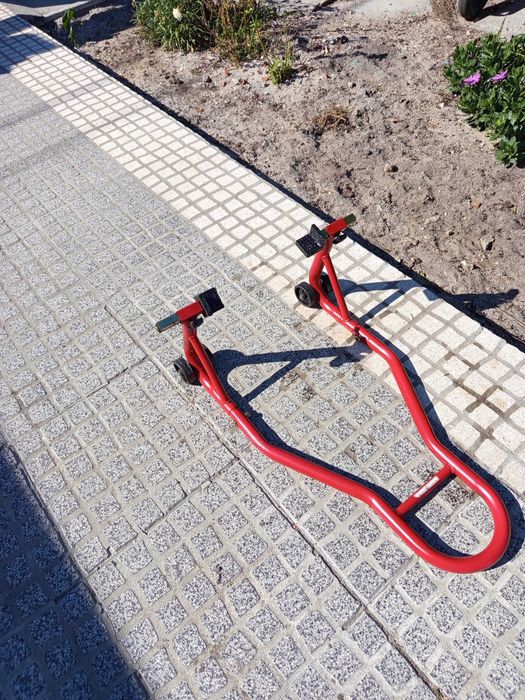 Cavalete universal para moto
