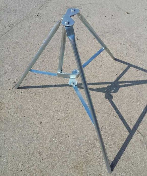 Trójnóg do podpór Trójnoga ocynkowana trójnogi