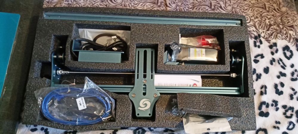 Лазерний гравірувальний верстат SCULPFUN S9 потужністю 5,5 Вт