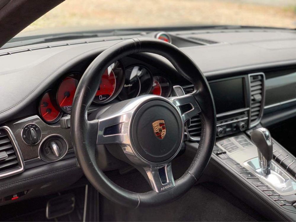 Porsche Panamera turbo