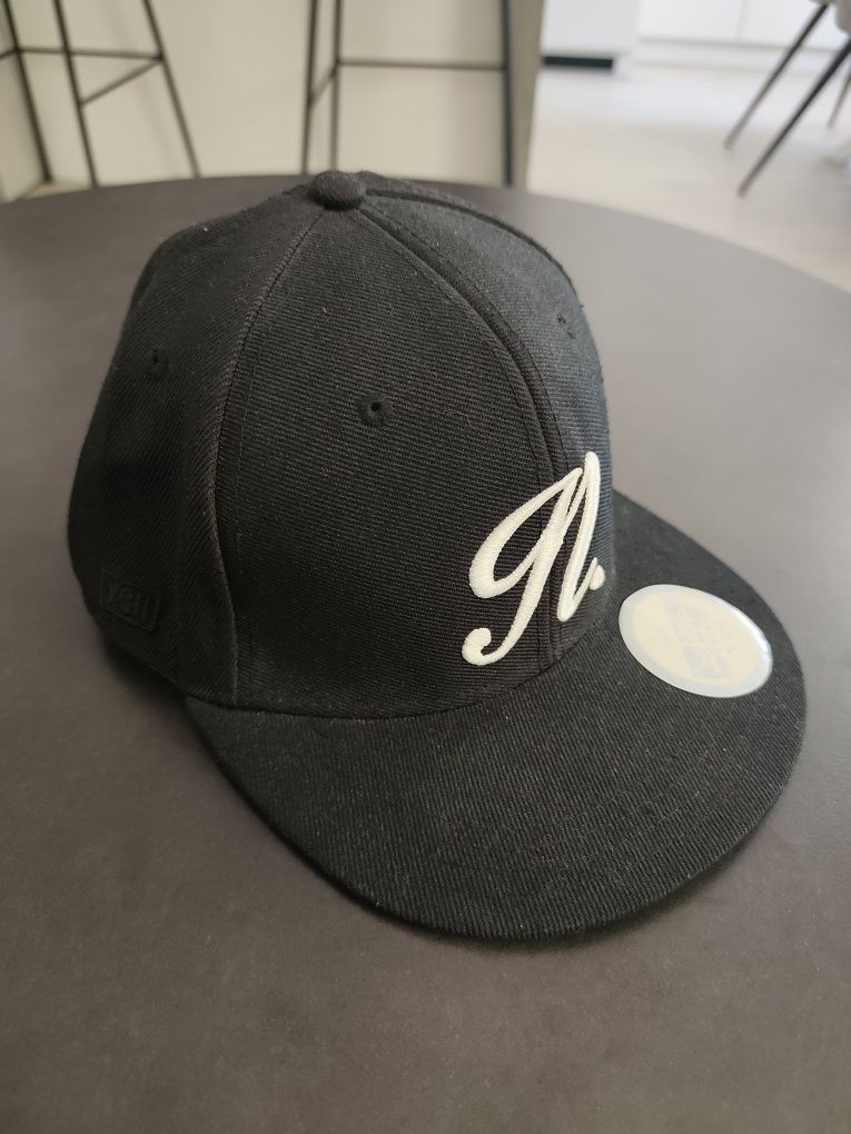 Czapka z daszkiem, full cap, czarna