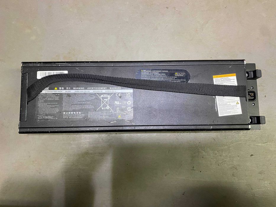 Аккамулятор для самоката ninebot 36 вольт оригінал