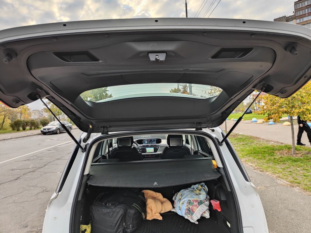 Citroen C4 grand picasso II,  замінено зчеплення