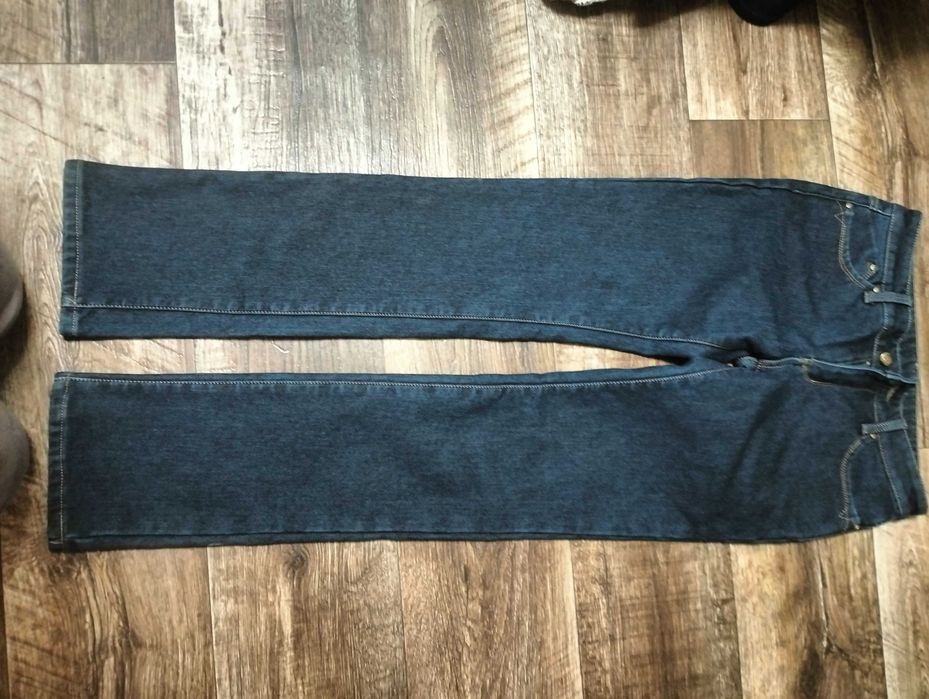 Нові теплі жіночі джинсики на флісі