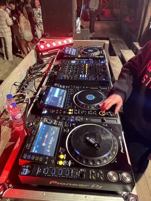 Audiovisuales: sonido, iluminación, pantalla LED | RS ENTERTAINMENT