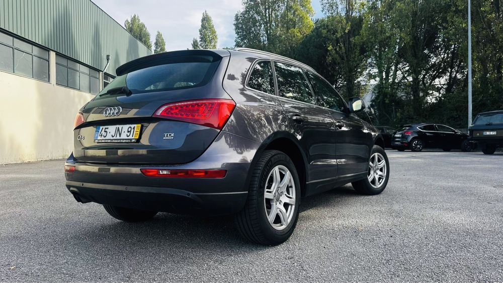Audi Q5 2.0 tdi Quattro ( aceito retoma)