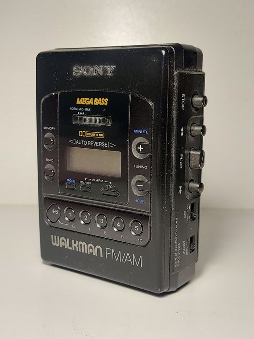 Плеер Sony  WM- F 2085