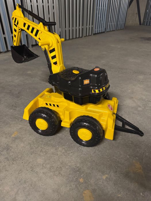 Koparka dla dziecka do piaskownicy